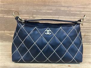 Chanel wild stitch online shoulder bag